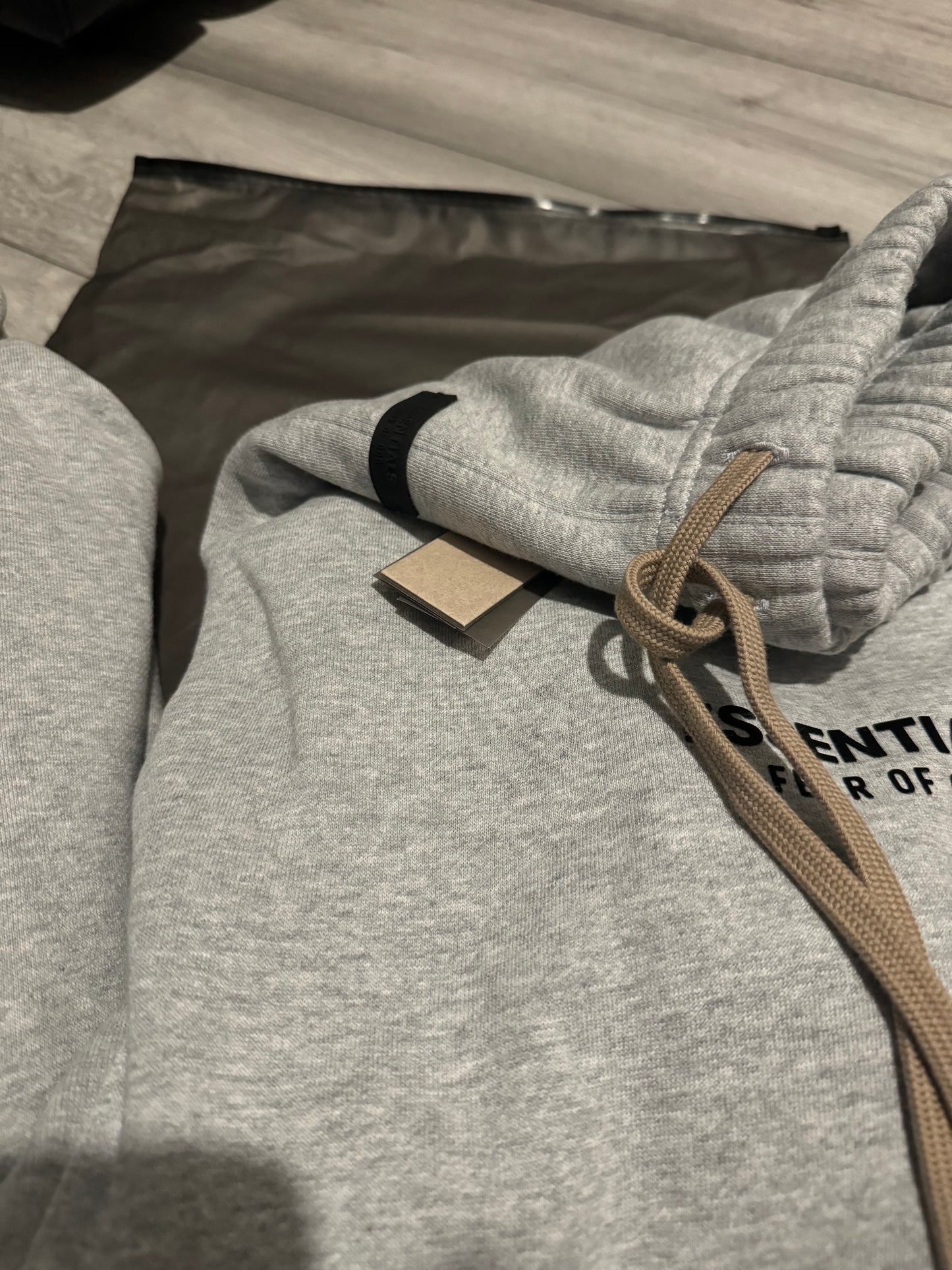 Fear Of God Essentials - New Collection SS24 Tracksuit - Light Heather Grey