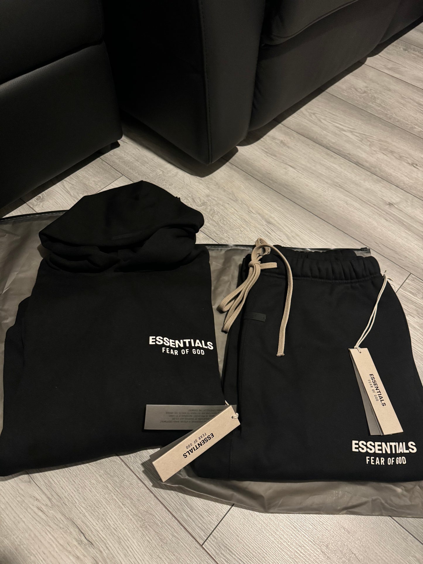 Fear Of God Essentials - New Collection SS24 Tracksuit - Black